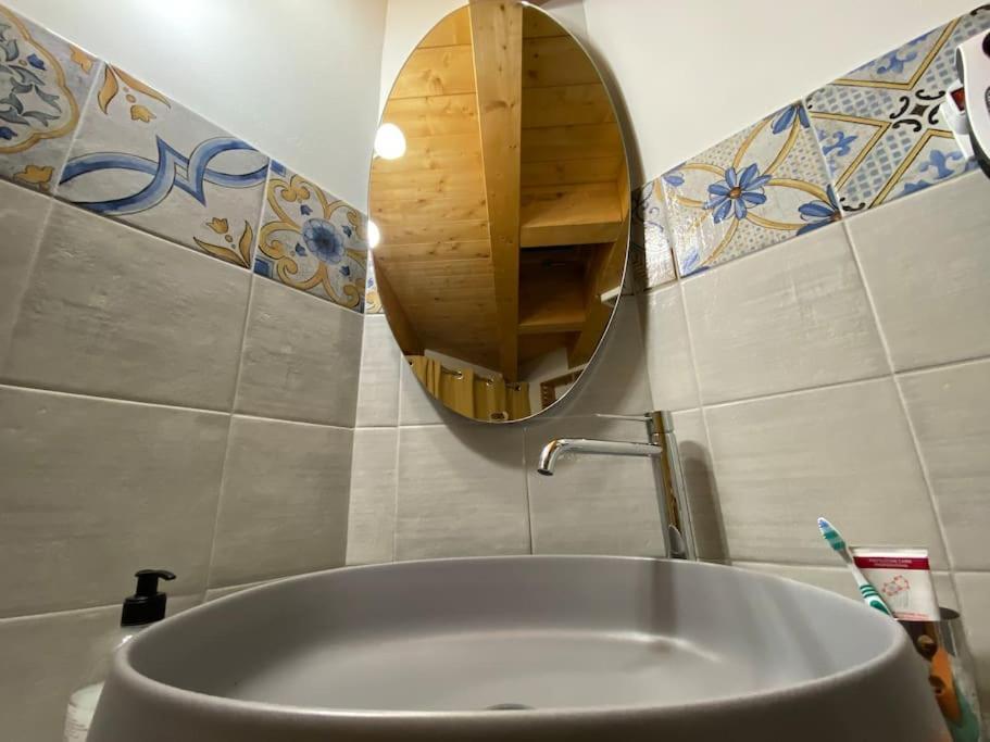 Appartement Open Space City Center Con Terrazzo E Due Bagni à Milan Extérieur photo