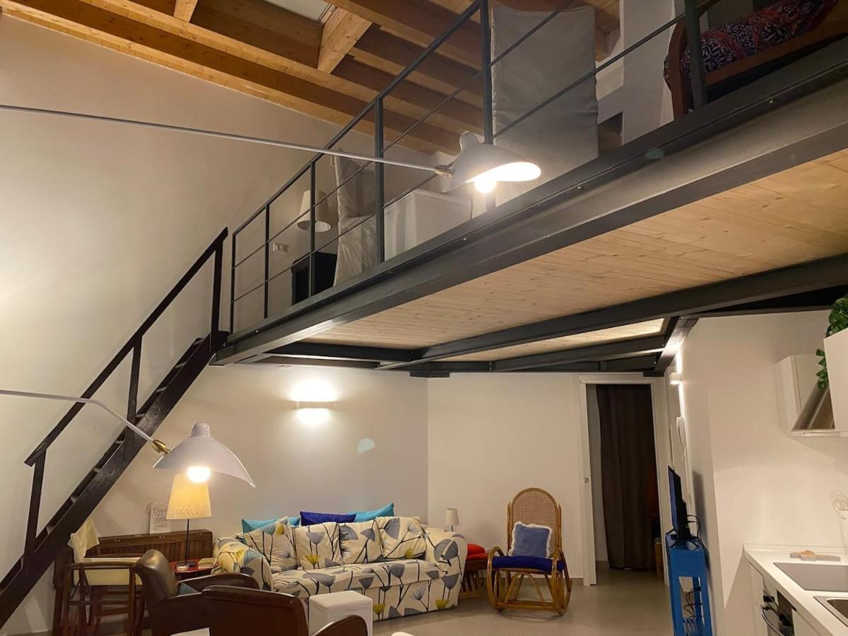 Appartement Open Space City Center Con Terrazzo E Due Bagni à Milan Extérieur photo