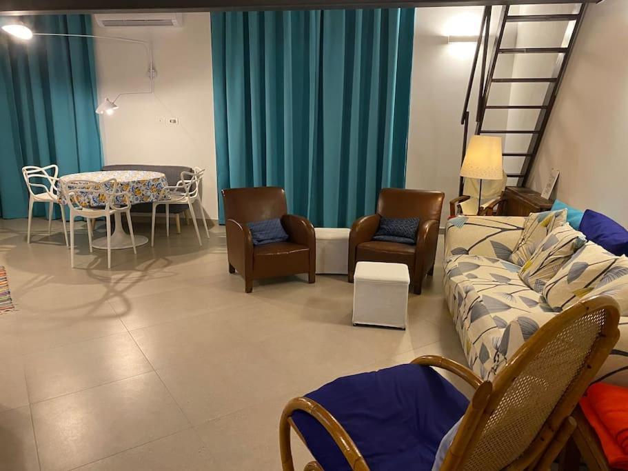 Appartement Open Space City Center Con Terrazzo E Due Bagni à Milan Extérieur photo